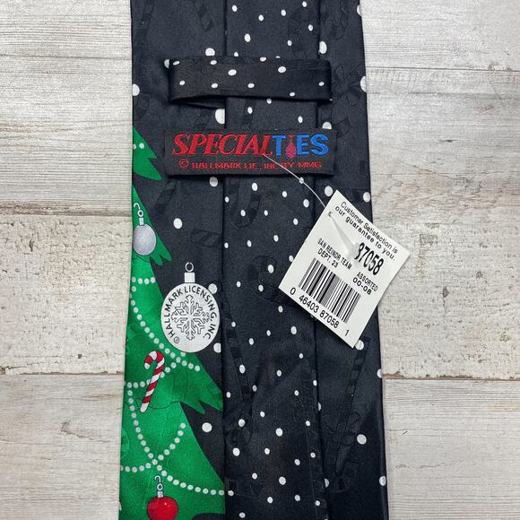 100% Silk Christmas Tie Santa Tree Reindeer Candy Cane Black A100972 - Picture 3 of 4